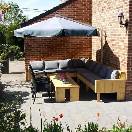 Atmospheric In Durbuy With Sauna Vila *