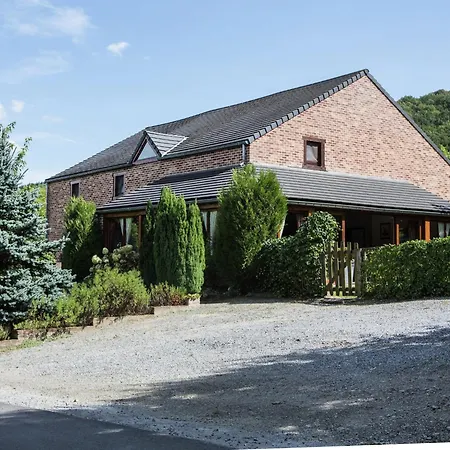 Atmospheric In Durbuy With Sauna Vila *