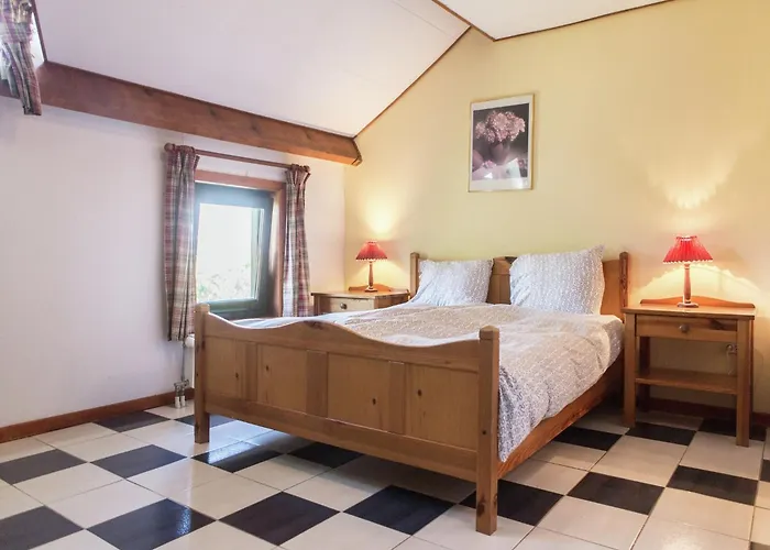 Atmospheric In Durbuy With Sauna Villa *