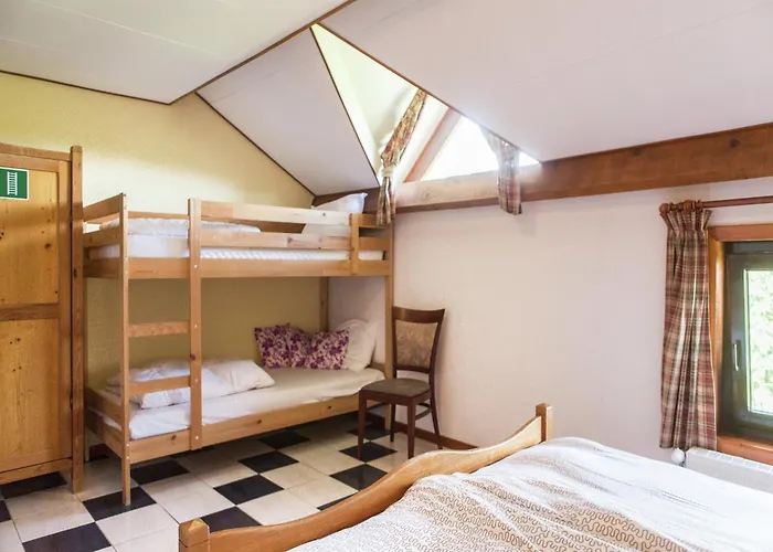 Atmospheric In Durbuy With Sauna Villa *