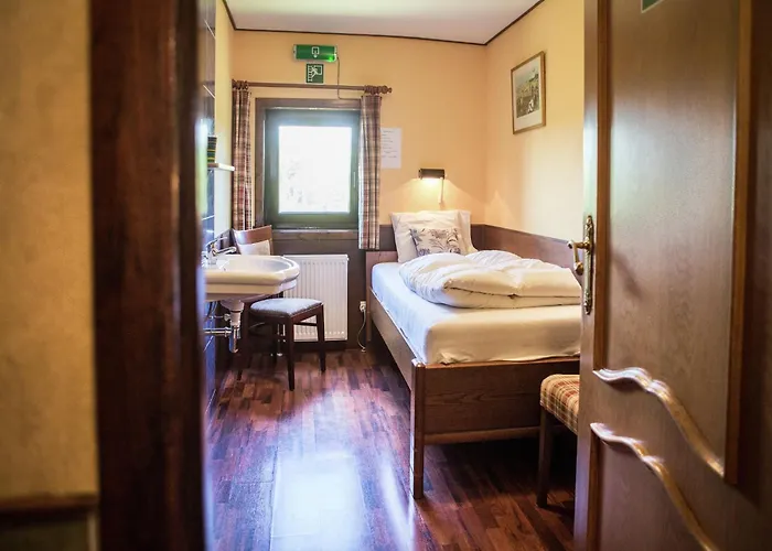 Villa Atmospheric In Durbuy With Sauna